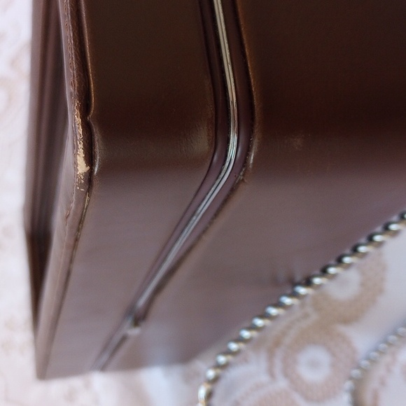 Watch Case - Picture 9 of 12